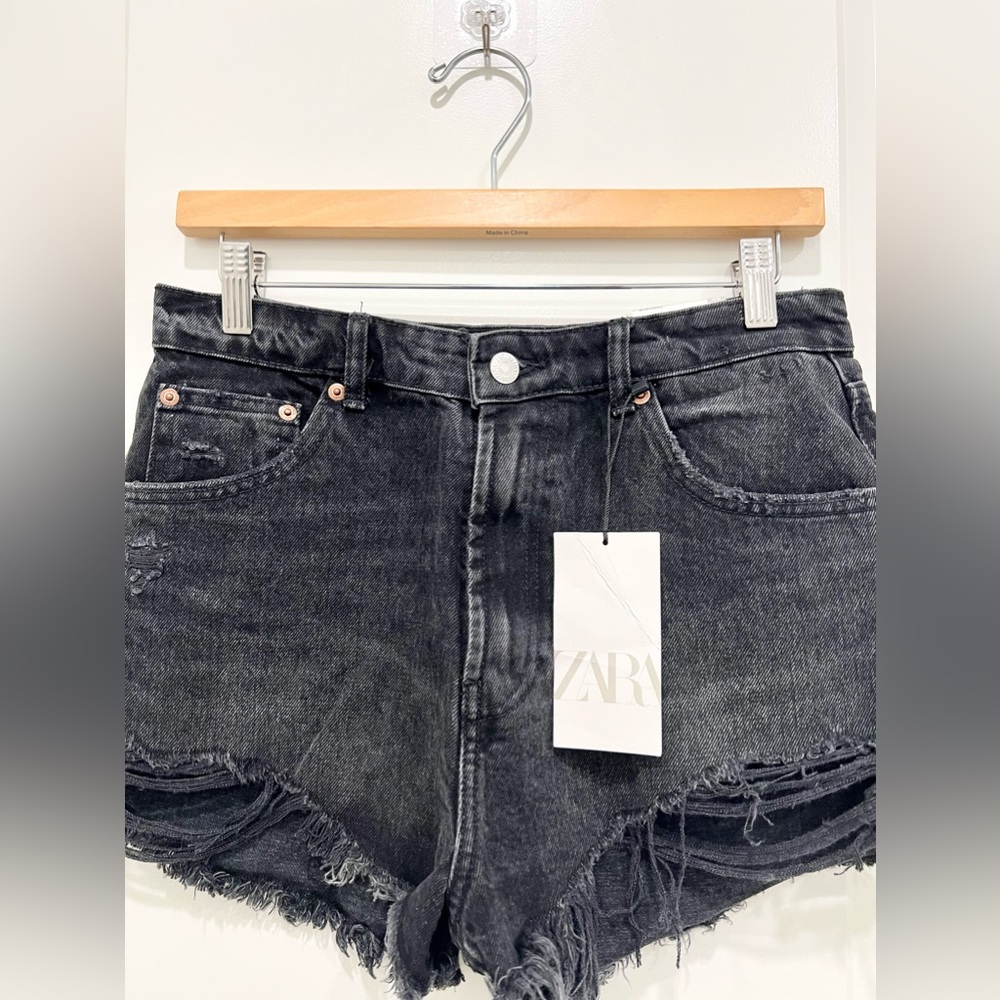 ZARA TRF High Rise Curved Shorts - Picture 4 of 7